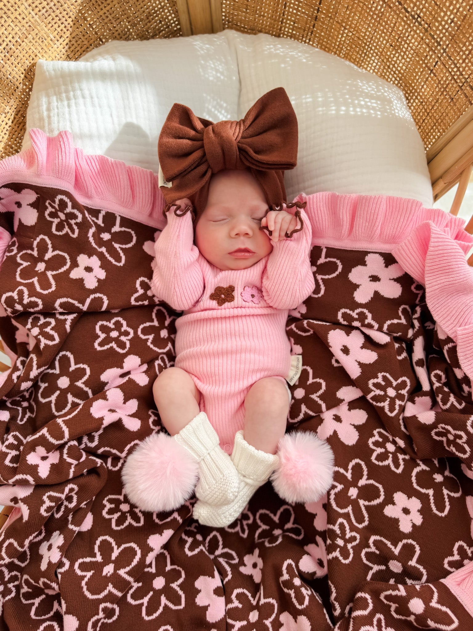 Romy Frill Reversible Blanket - Cocoa & Blossom