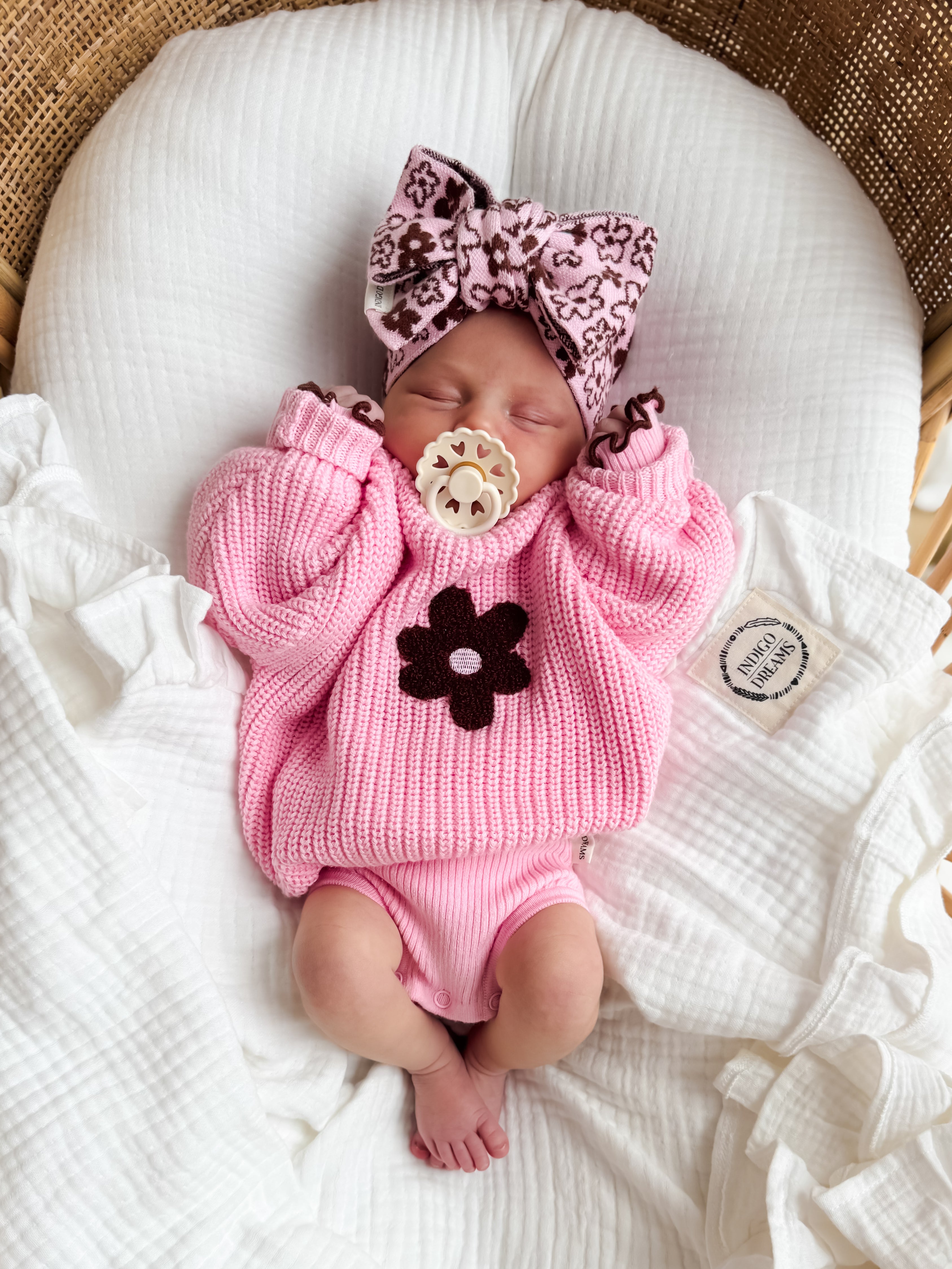 Milk Cotton Frill Blanket