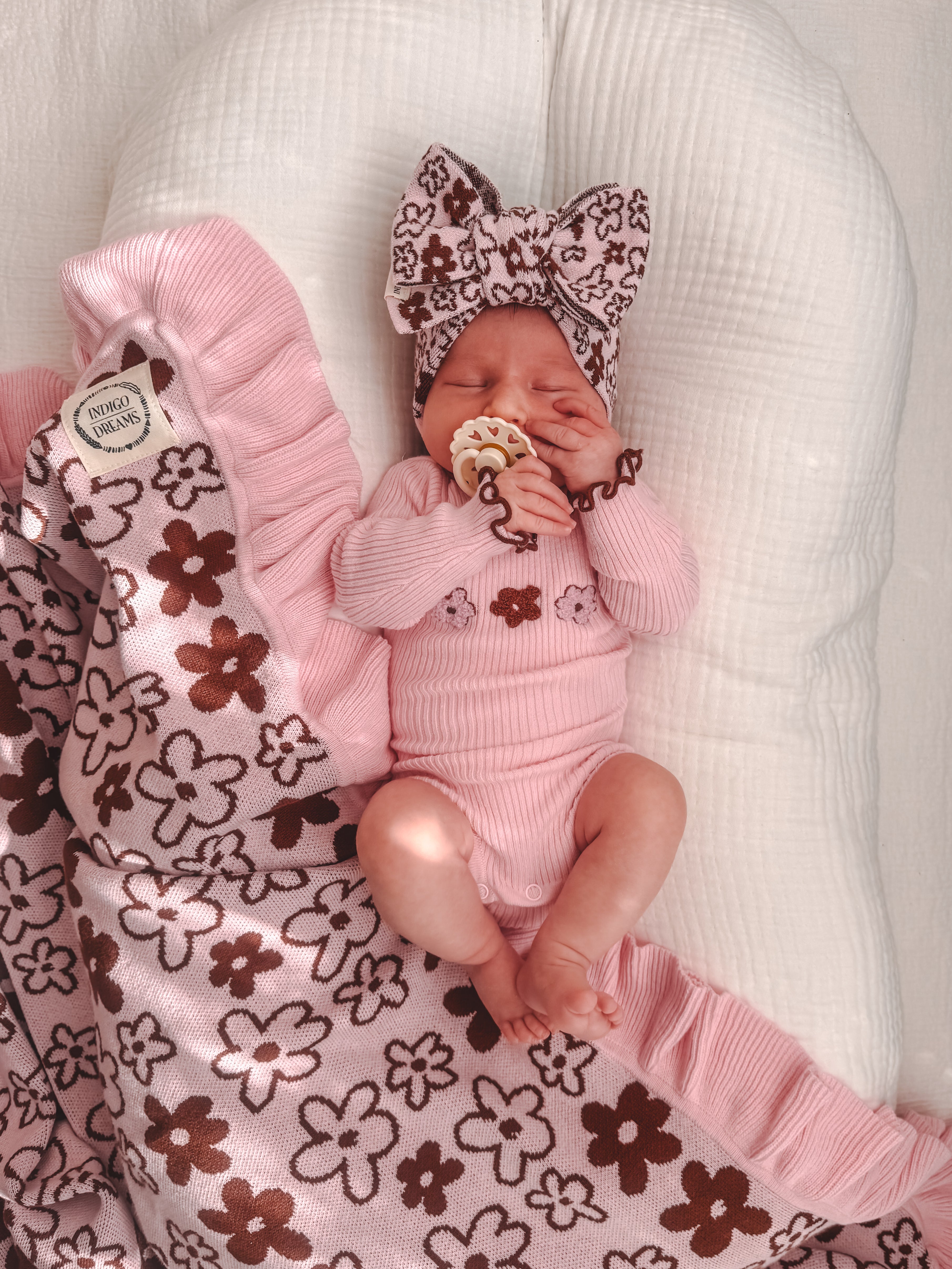 Romy Frill Bodysuit - Cocoa & Blossom