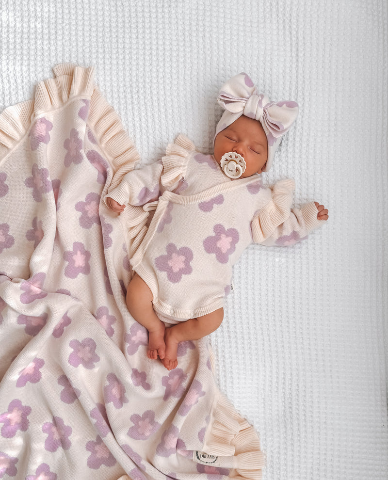 Winnie Floral Frill Blanket