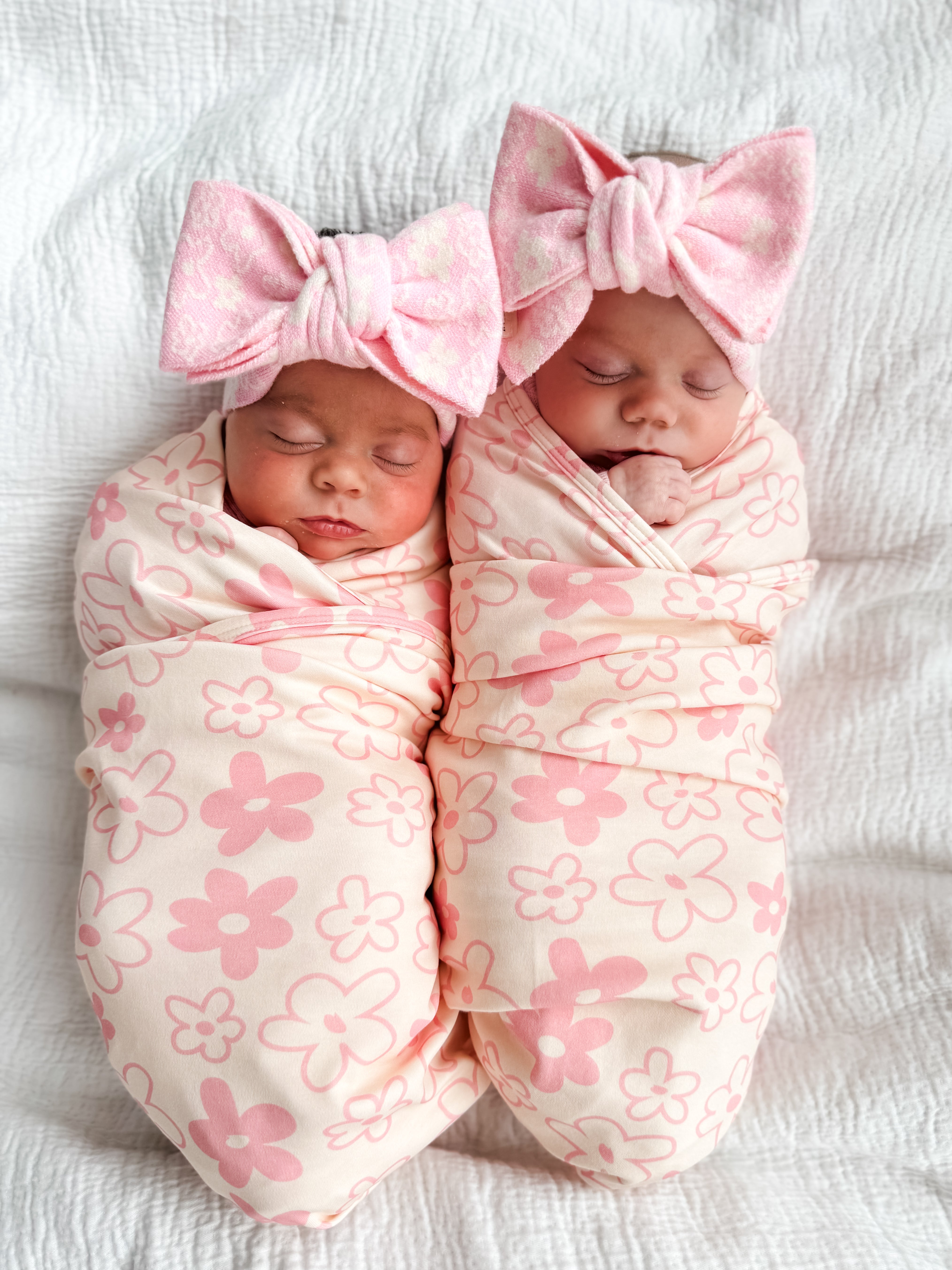 Romy Stretch Swaddle - Marshmallow
