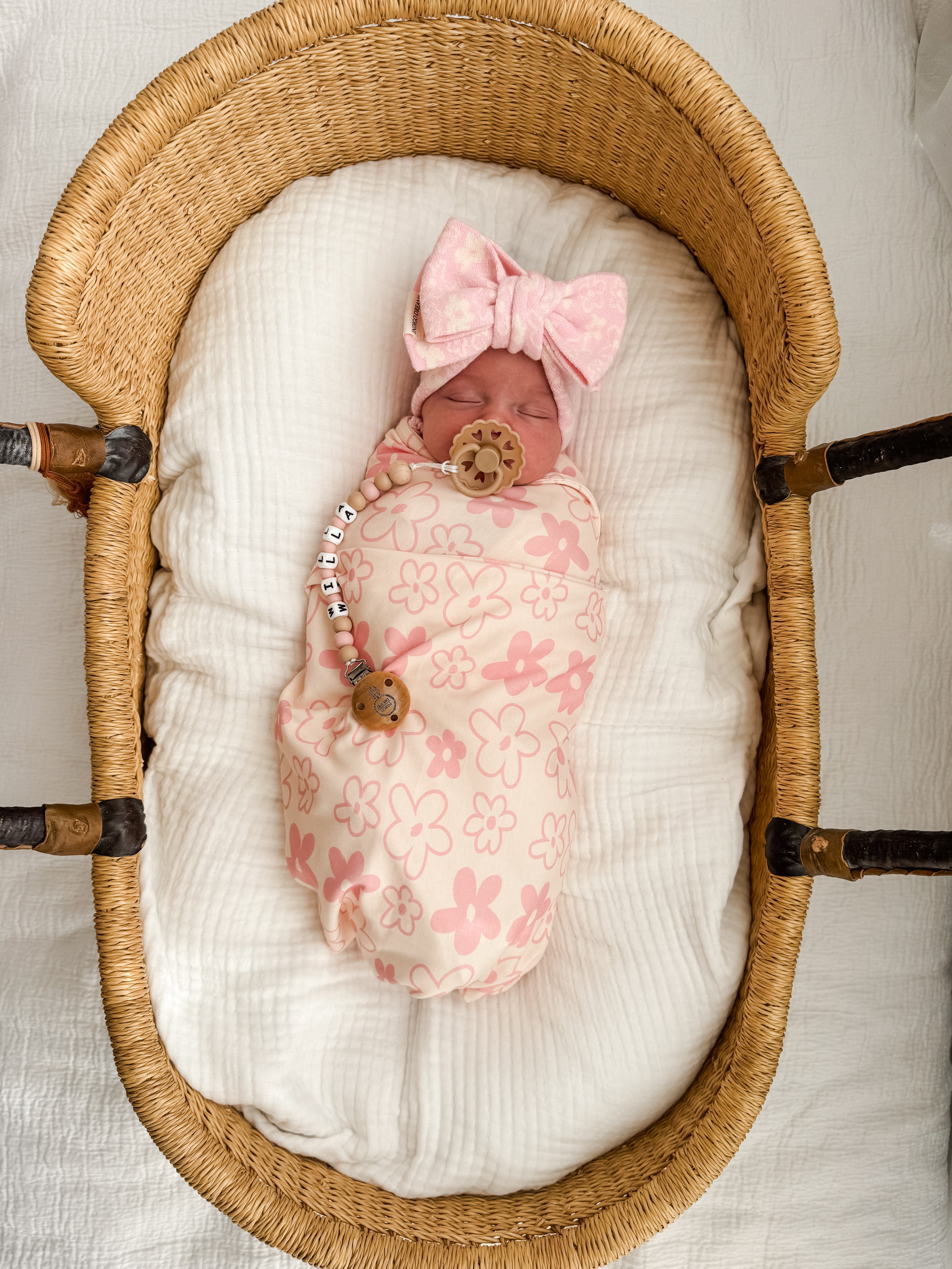 Romy Stretch Swaddle - Marshmallow