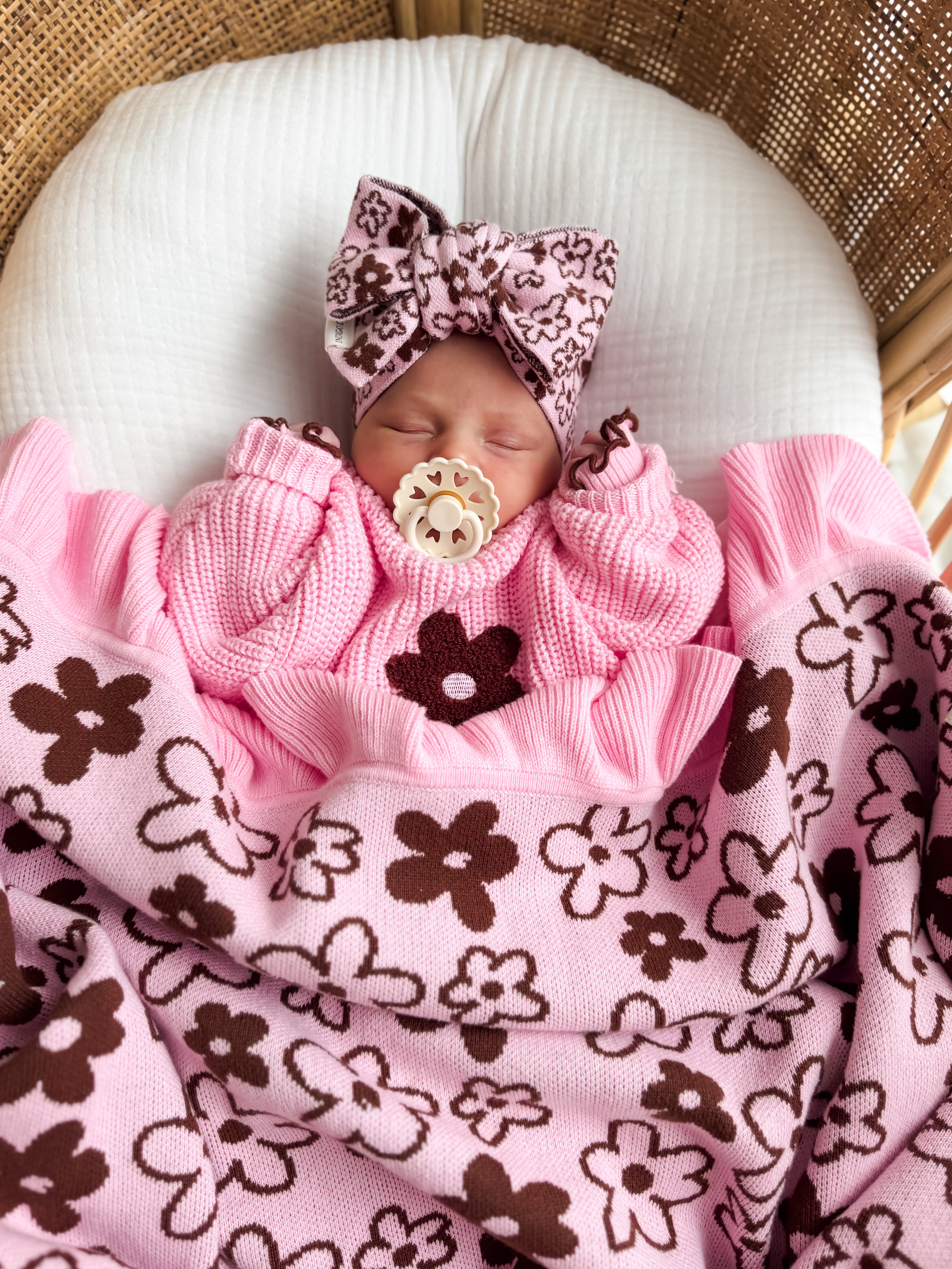 Romy Frill Reversible Blanket - Cocoa & Blossom